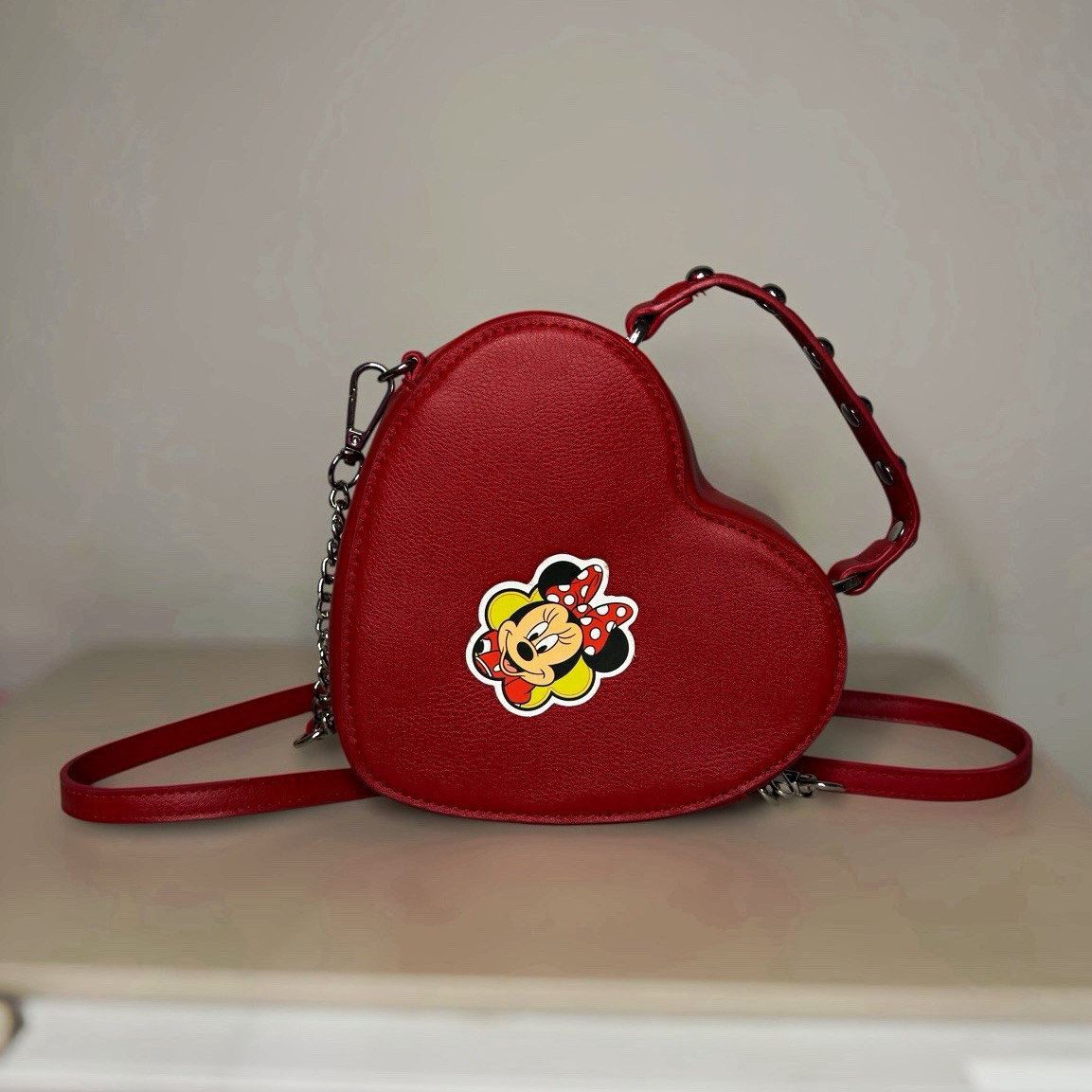 NEW Art Class Disney Minnie Mouse Red Heart-Shaped Small Crossbody Bag Purse NEW Art Class Disney Minnie Mouse Red Heart-Shaped Small Crossbody Bag Purse