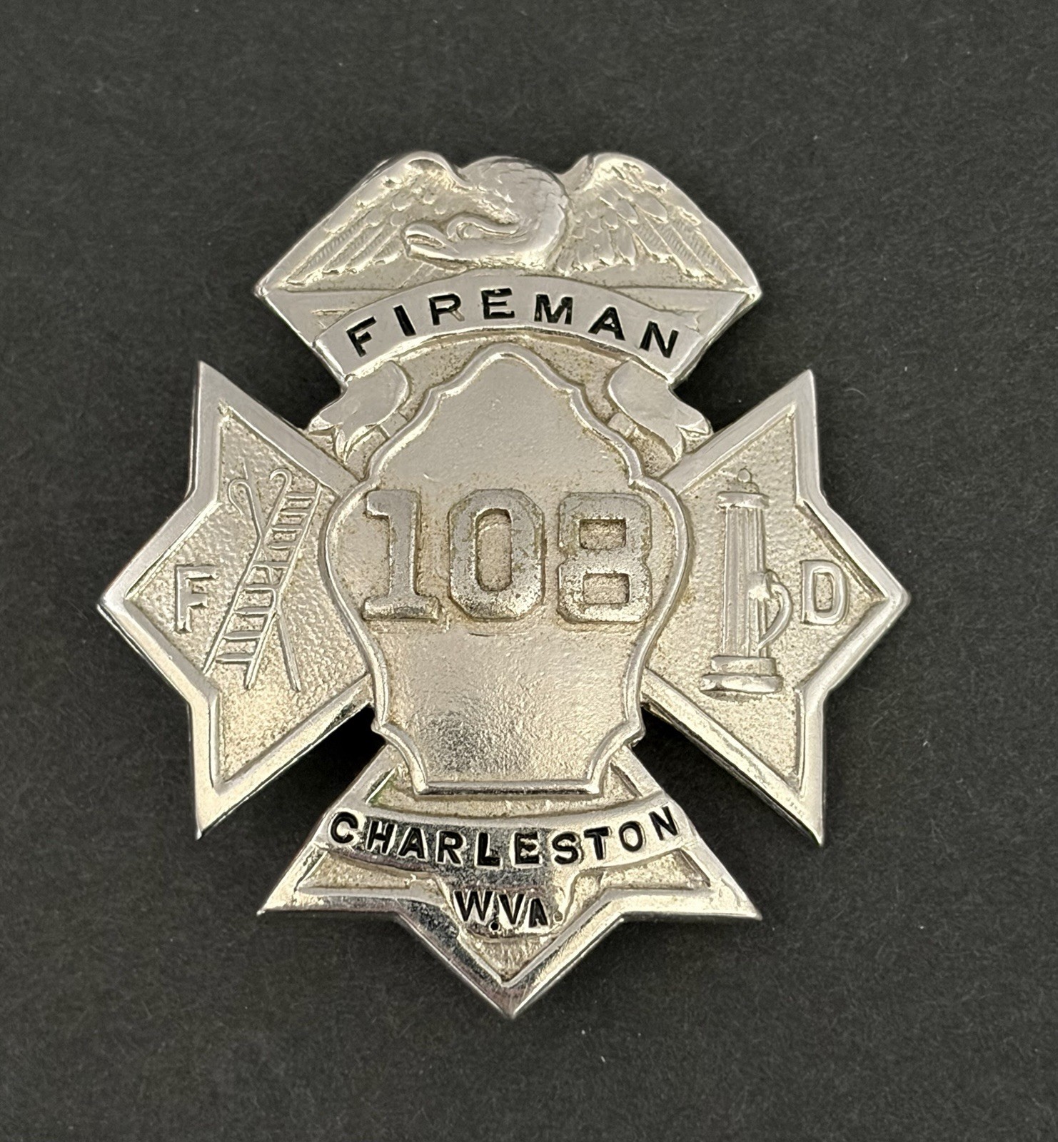 Obsolete Antique Charleston, West Virginia Fire Department Fireman Badge #108