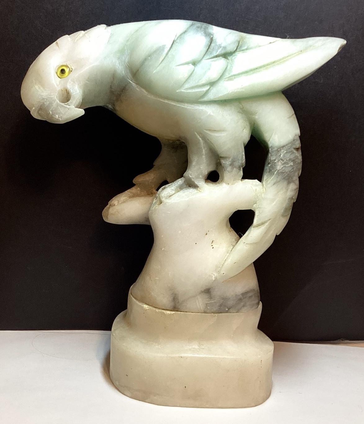 Vintage Italian Alabaster Hand Carved Parrot Sculpture 7 3/4” Tall 