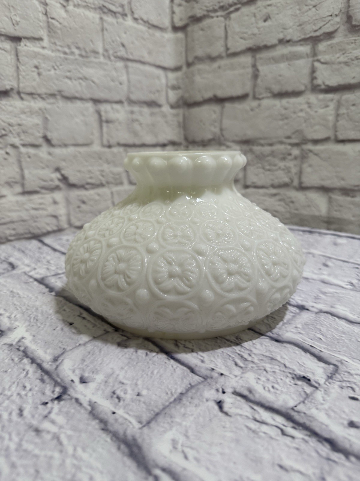 Vintage L. G. Wright White Milk Glass Daisy & Dot Student Lamp Shade Vintage L. G. Wright White Milk Glass Daisy & Dot Student Lamp Shade