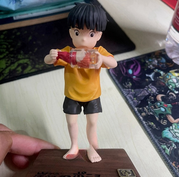 LAPUTA Studios Ponyo on the Cliff Resin Model In Stock 8x6x14.5CM