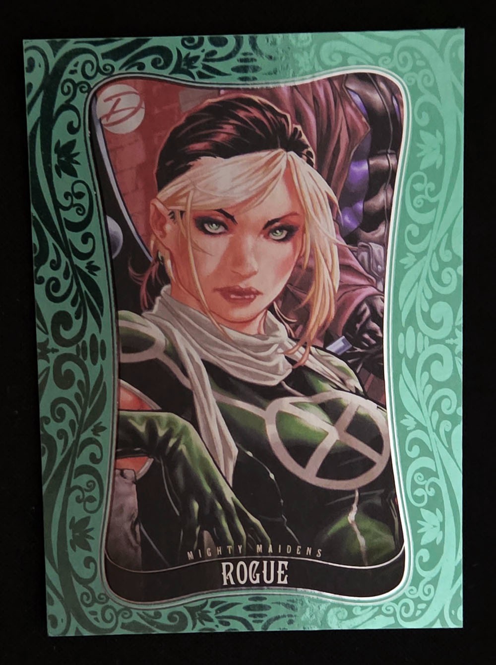2014 Rittenhouse - Marvel Dangerous Divas Series 2 - Rogue #80 - Emerald 45/100