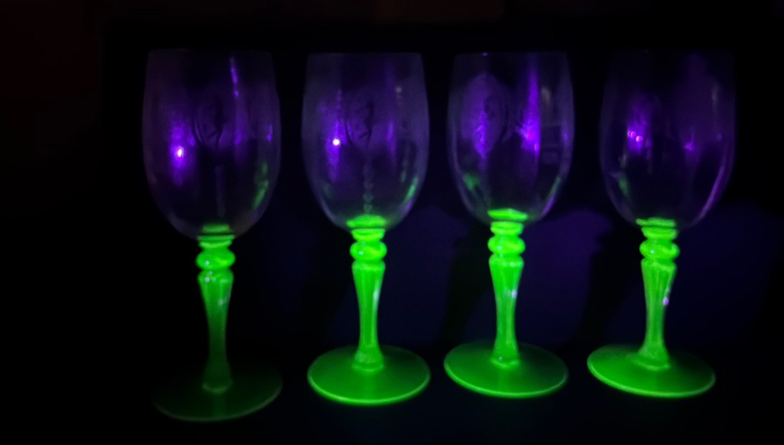 Set of 4 Tiffin Franciscan Green Stem Dancing Nymph URANIUM Water Wine Glasses
