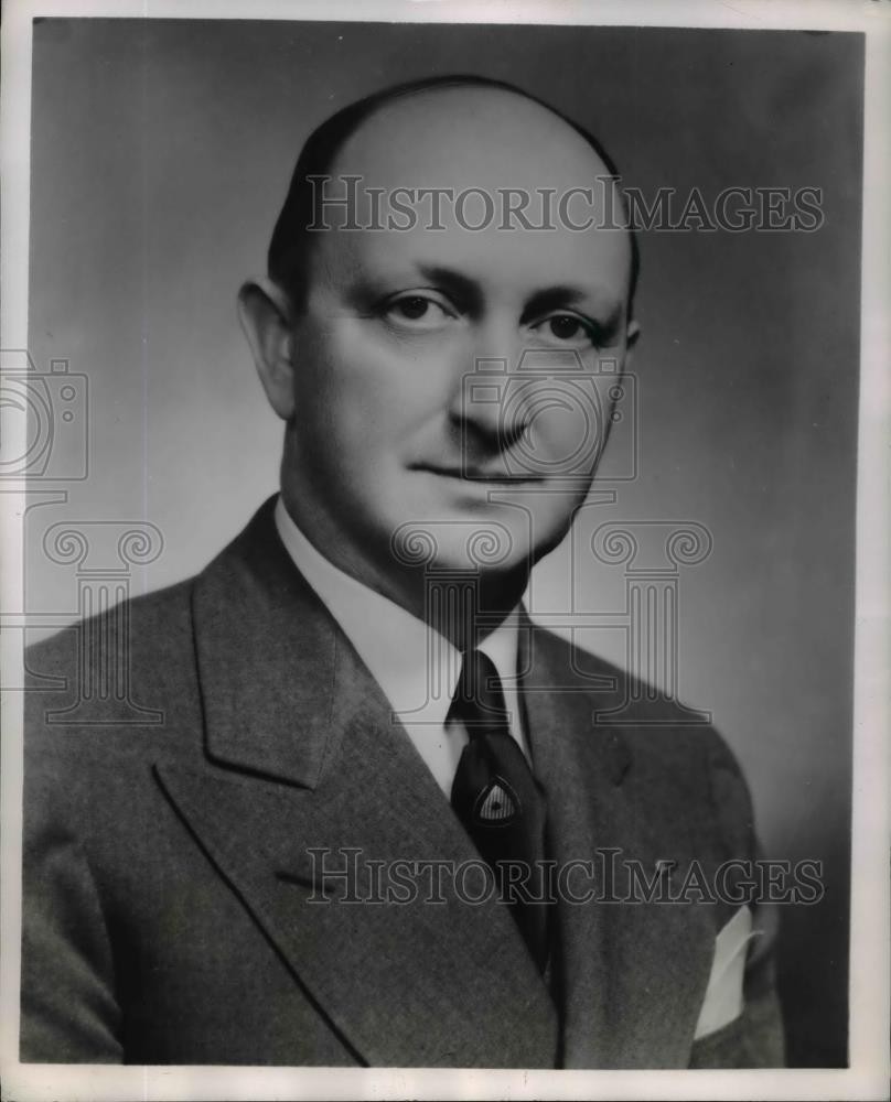 1953 Press Photo John H. Howard Assistant Sales Manager Chrysler Division