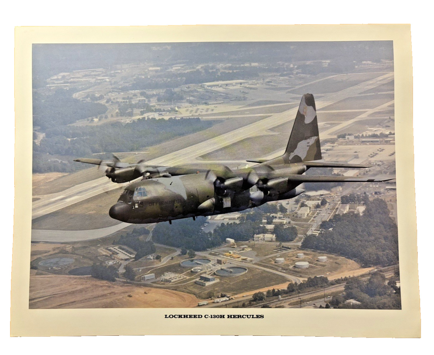 Lockheed C-130H Hercules Transport Aircraft Photo (January 1981) Lockheed C-130H Hercules Transport Aircraft Photo (January 1981)