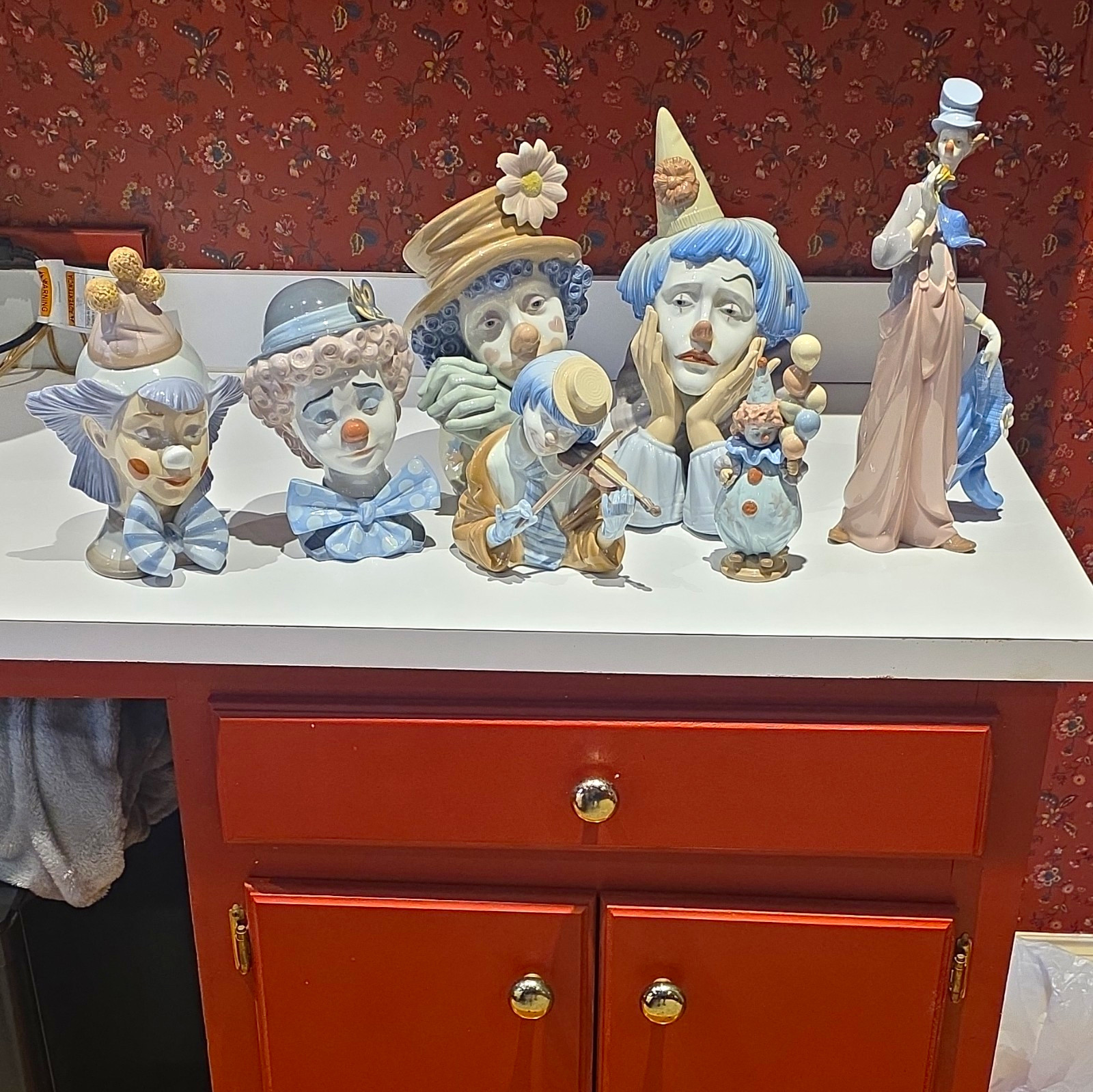 Lladró Hand Painted Glazed Porcelain Clown Figurines Lot of 7.