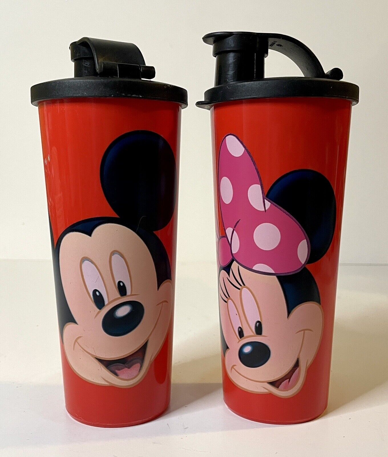 Tupperware Disney Tumblers Set Mickey Mouse Minnie Mouse 16 Oz Flip Top Seals