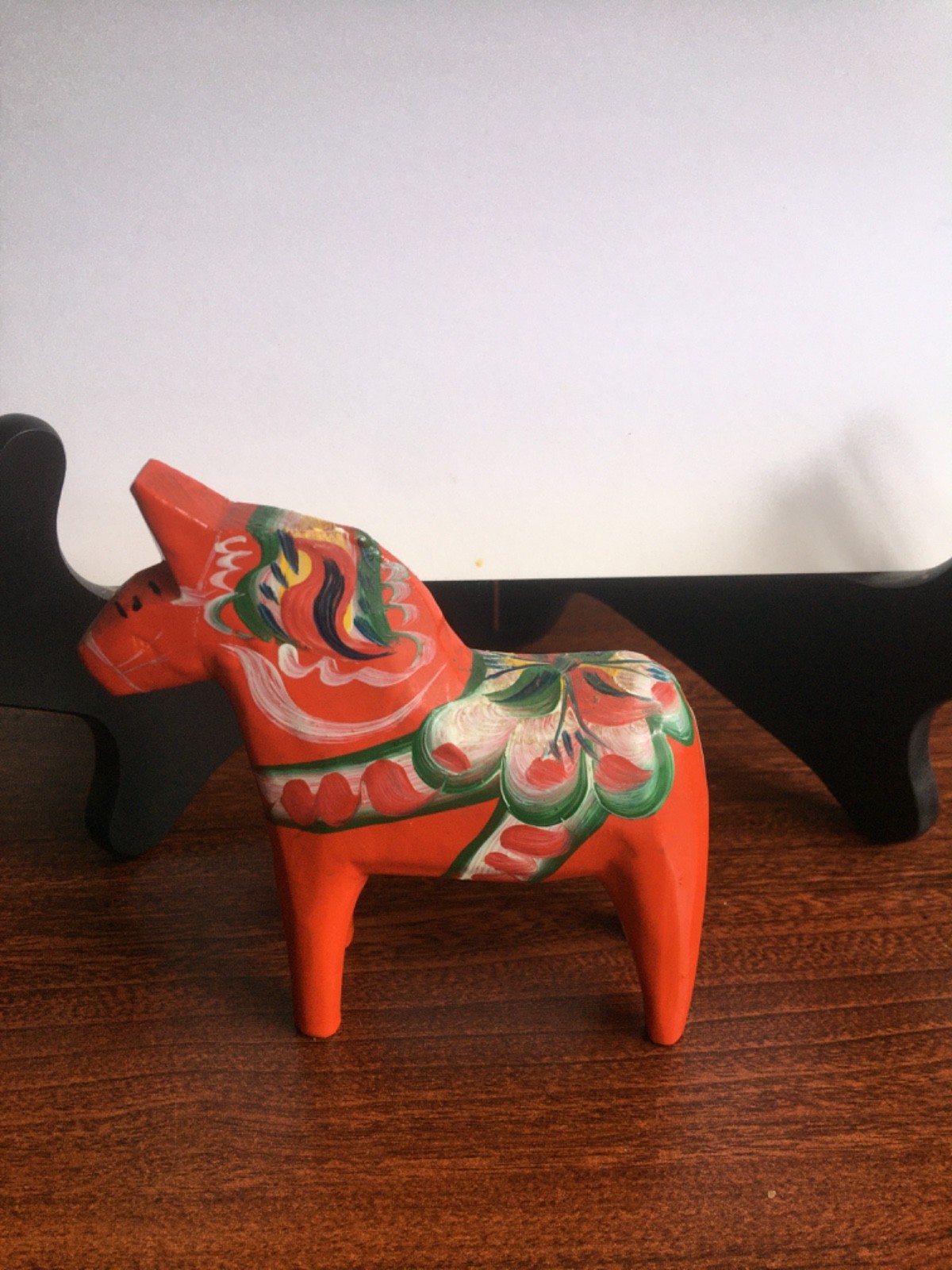 Vintage Swedish Dala Horse Red Wooden Hand Painted Folk Art Figurine 4\