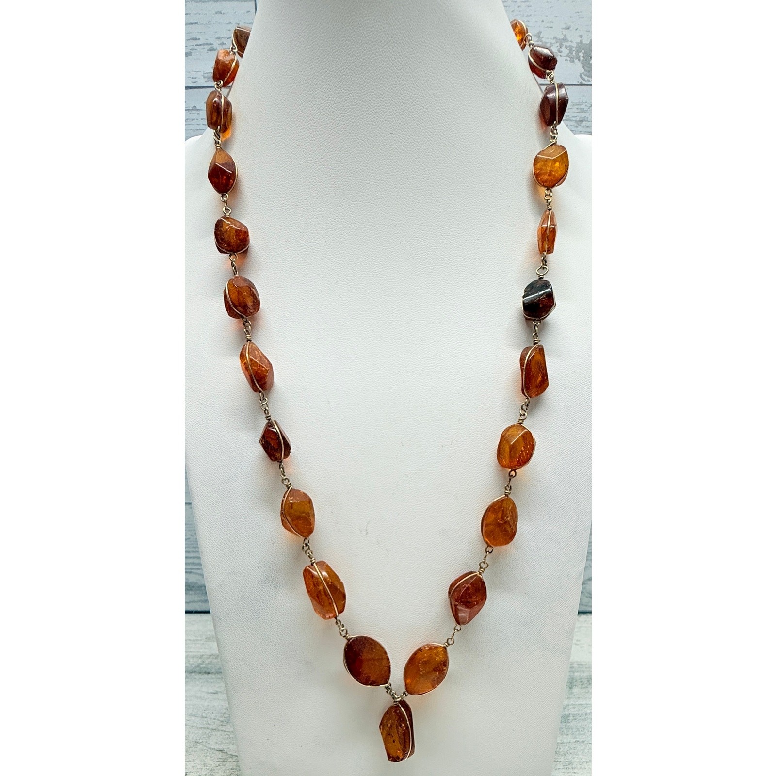 Vintage 1940s Baltic Amber Inclusions Wire Wrap Cabochon Shape Necklace Vintage 1940s Baltic Amber Inclusions Wire Wrap Cabochon Shape Necklace