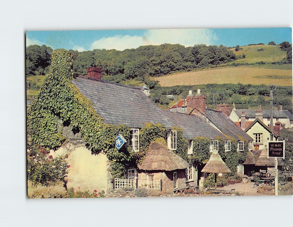 Postcard Ye Old Masons Arms, Branscombe, England