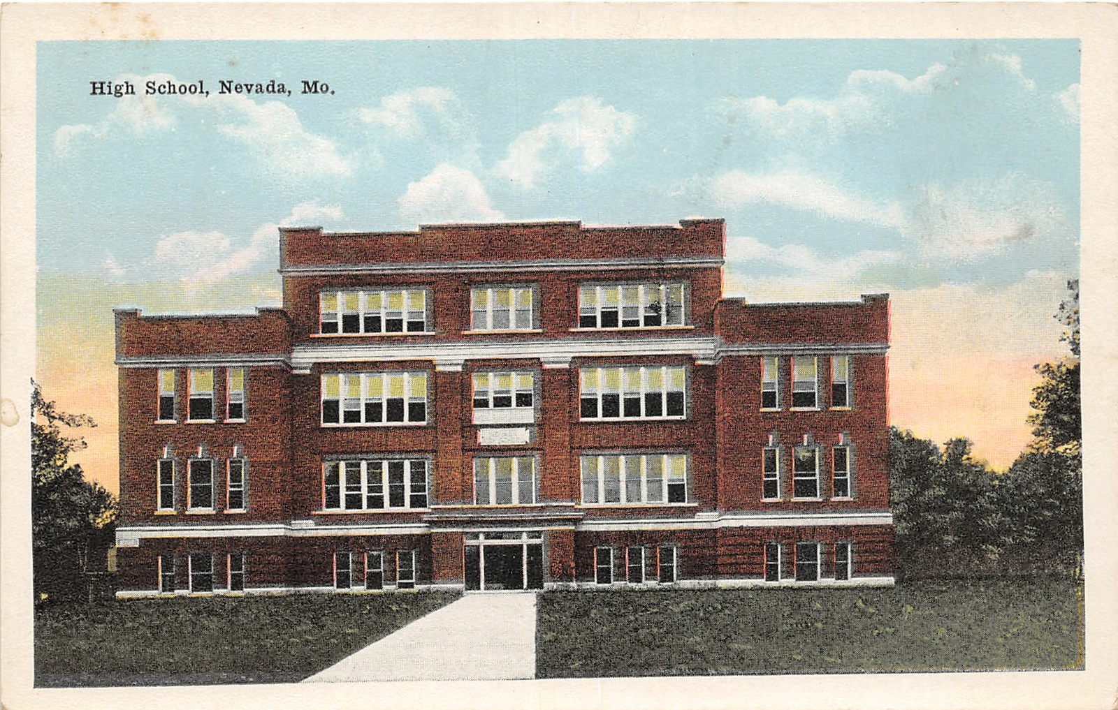 H36/ Nevada Missouri Postcard c1915 High School Building