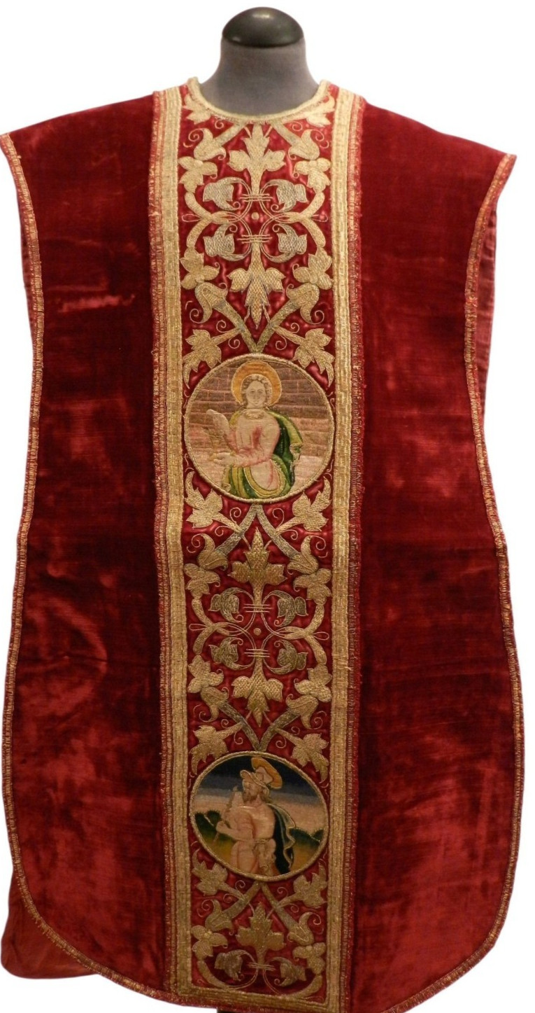 Antique Rare 16th Century Liturgical Chasuble – Hand‑Embroidered Velvet Ecclesia