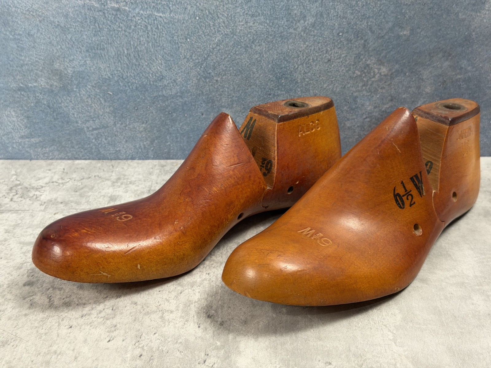 Vintage ALCO US Military Wooden Shoe Lasts Safety-T Cobbler Molds Decor 6.5 W
