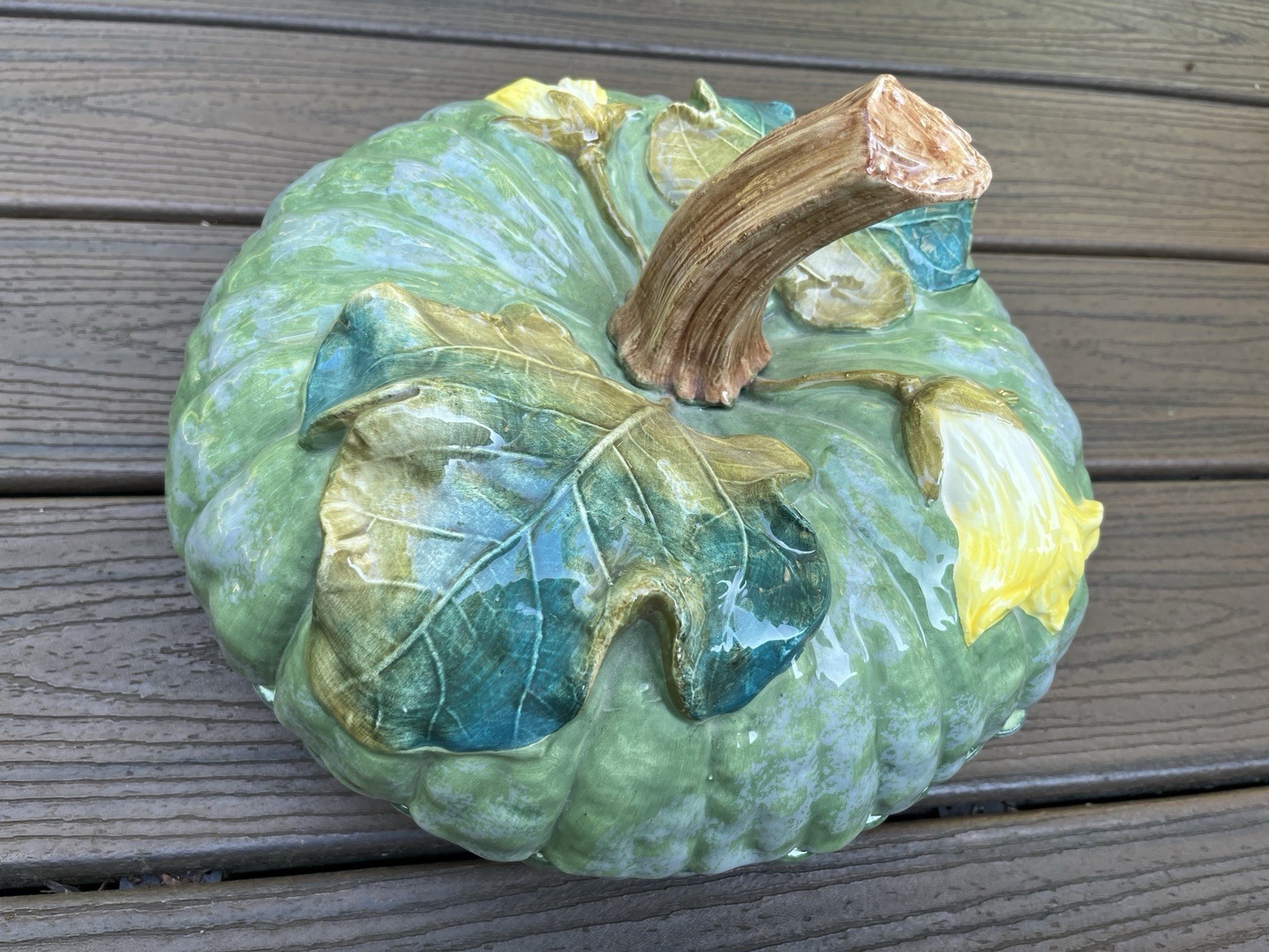 Vintage Italian majolica-style green ceramic pumpkin tureen. Vintage Italian majolica-style green ceramic pumpkin tureen.