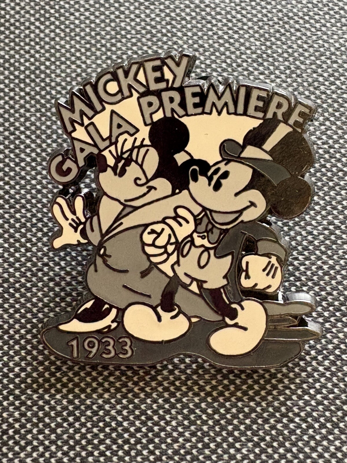 Disney 100 Years Of Magic Mickey Gala Premier Pin #9