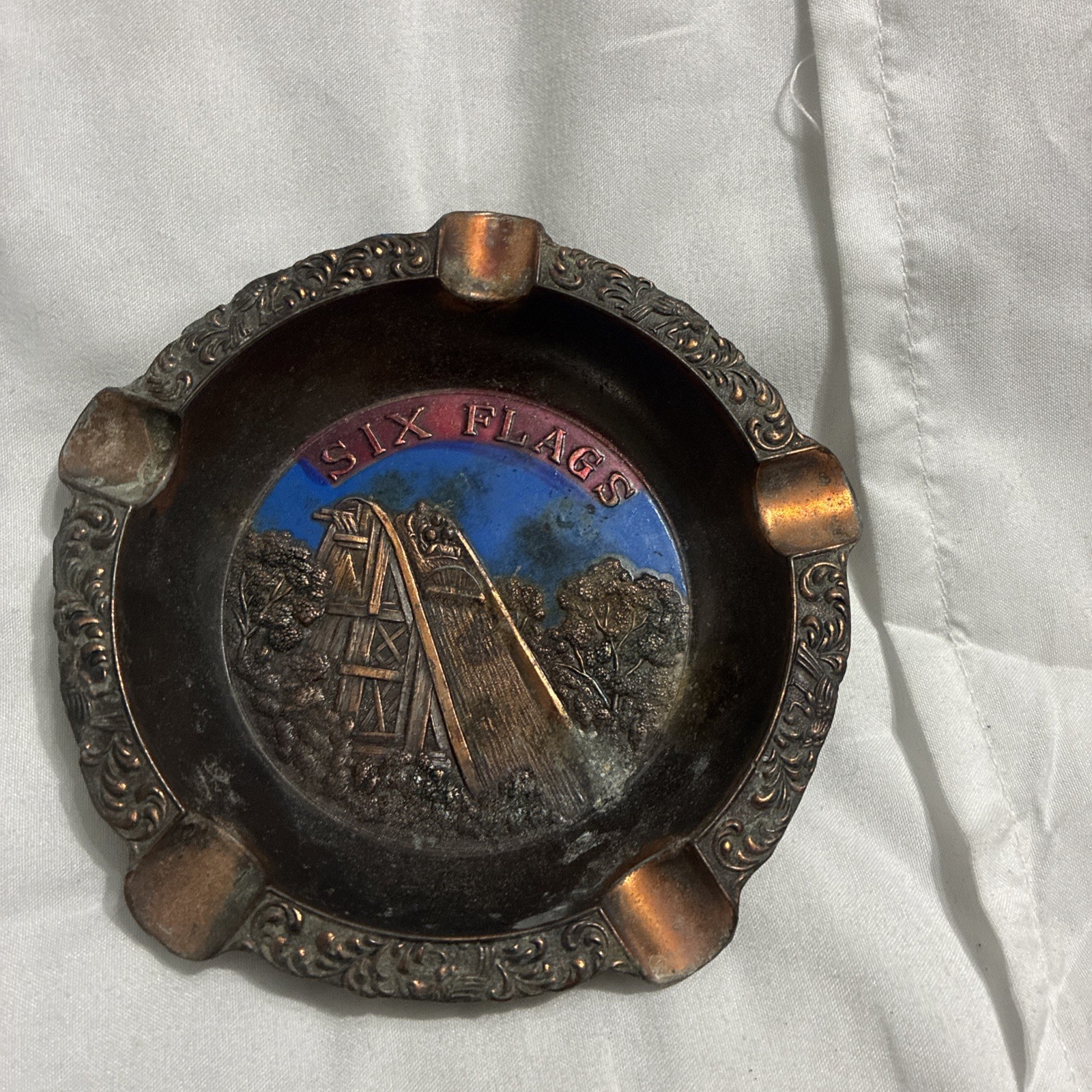 VINTAGE 1970s COPPER SIX FLAGS ASH TRAY Heavy Patina