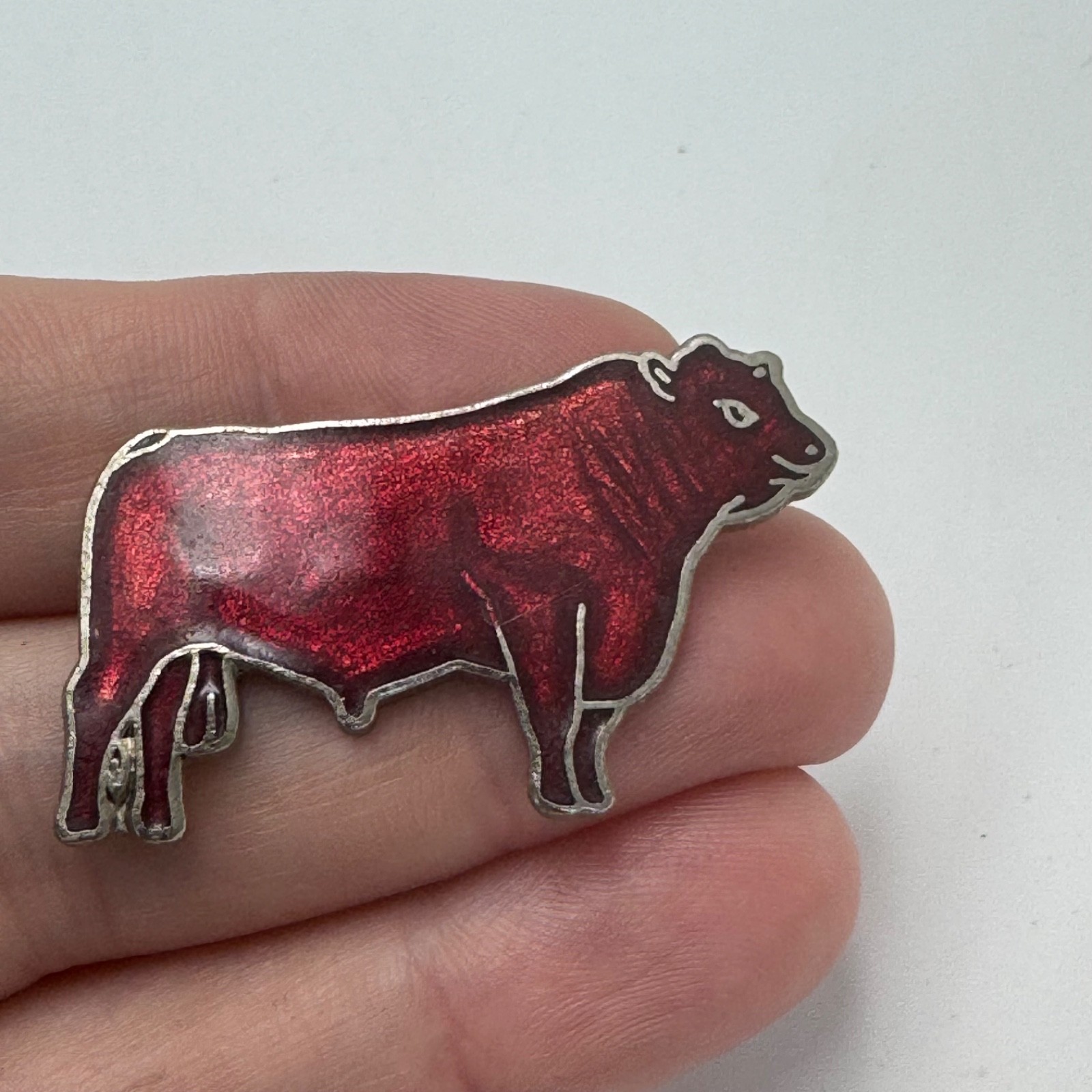 Red Angus Bull Steer Lapel Pin Enamel Cattle Ranch Farm Animal Vintage