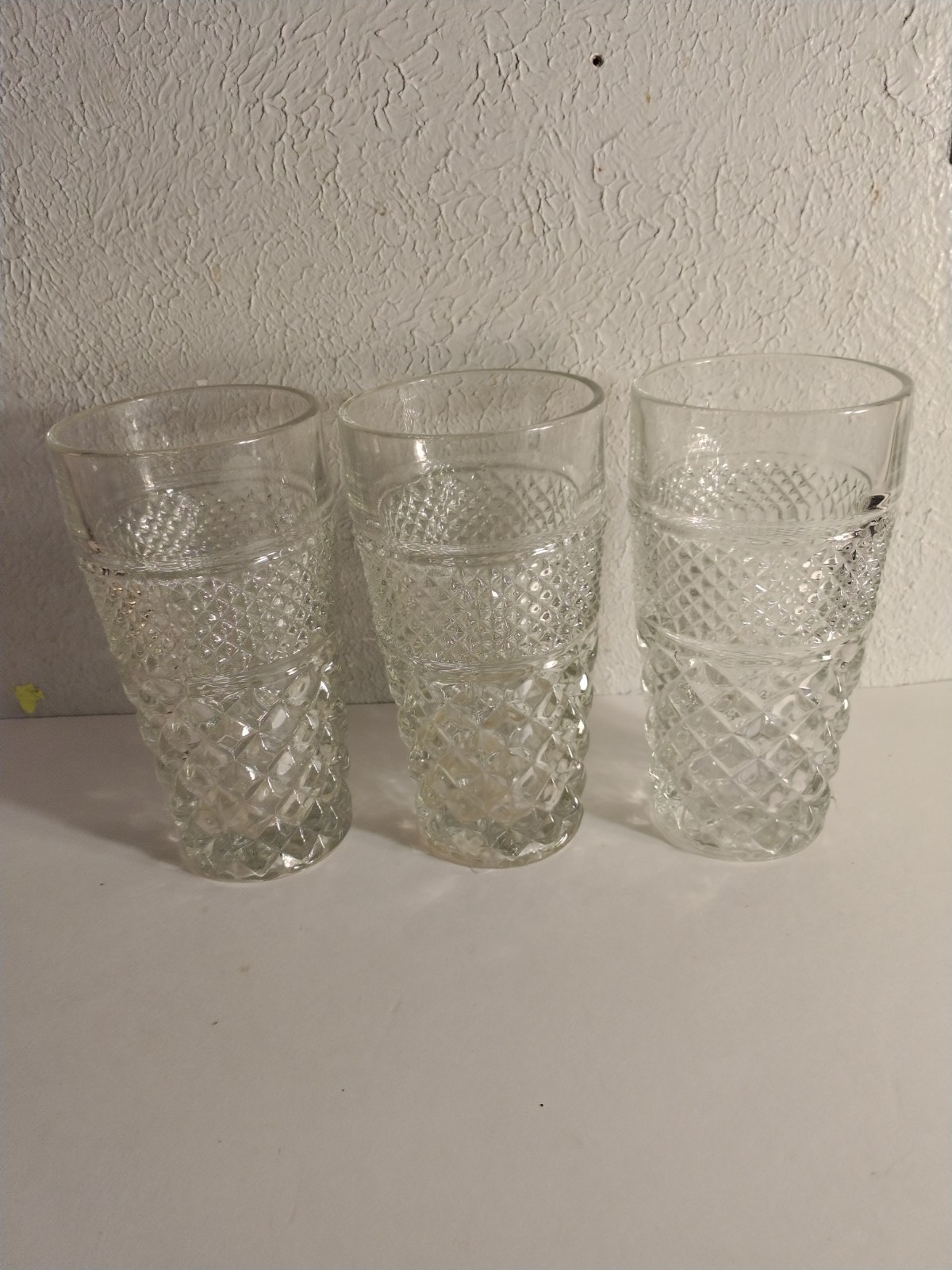 3 Vintage Wexford Glass 6 1/4\'\' Tall Water / Ice Tea Glasses Diamond Pattern