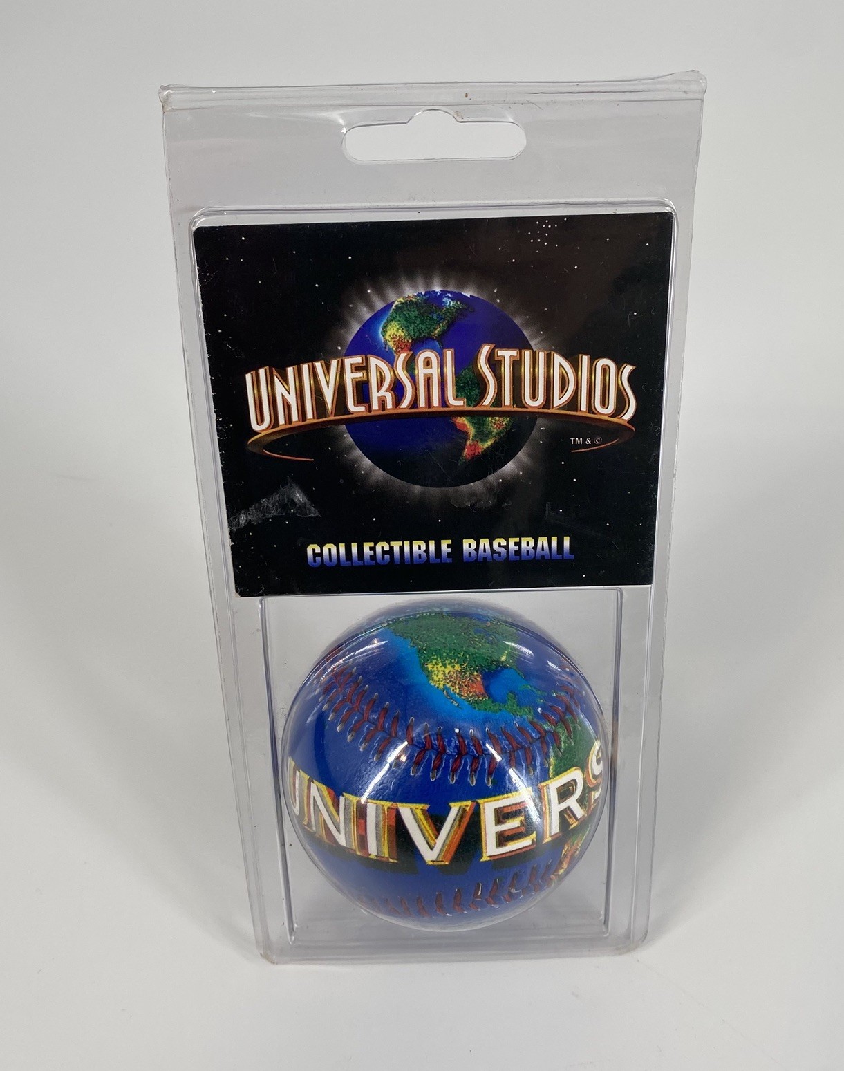 Universal Studios Logo World Baseball Collectible Ball 1999. 
