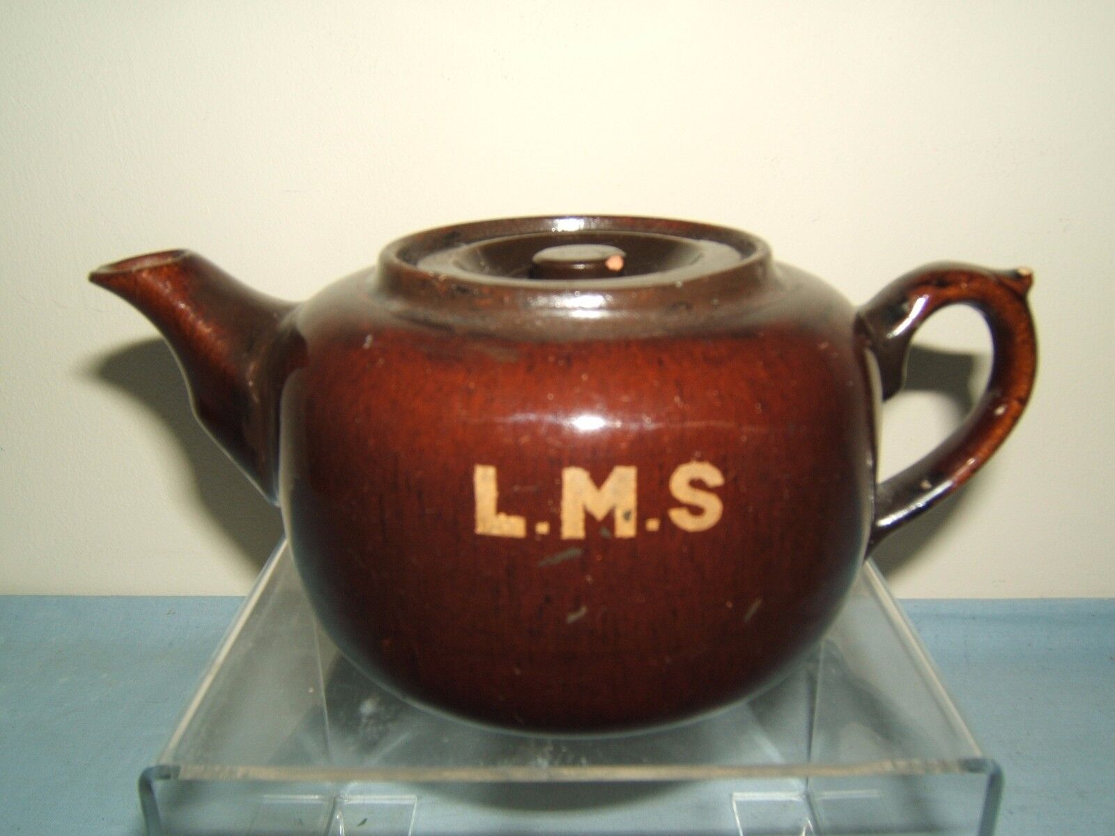 1930\'s   L.M.S.  RESTAURANT TEA POT .