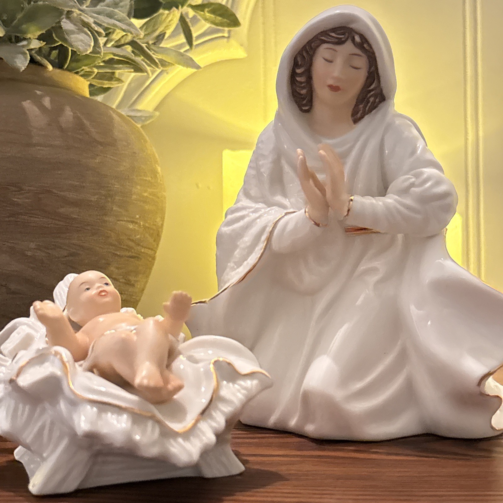 Large O\'Well Porcelain Christmas Nativity Figurines Baby Jesus Mary Replacements