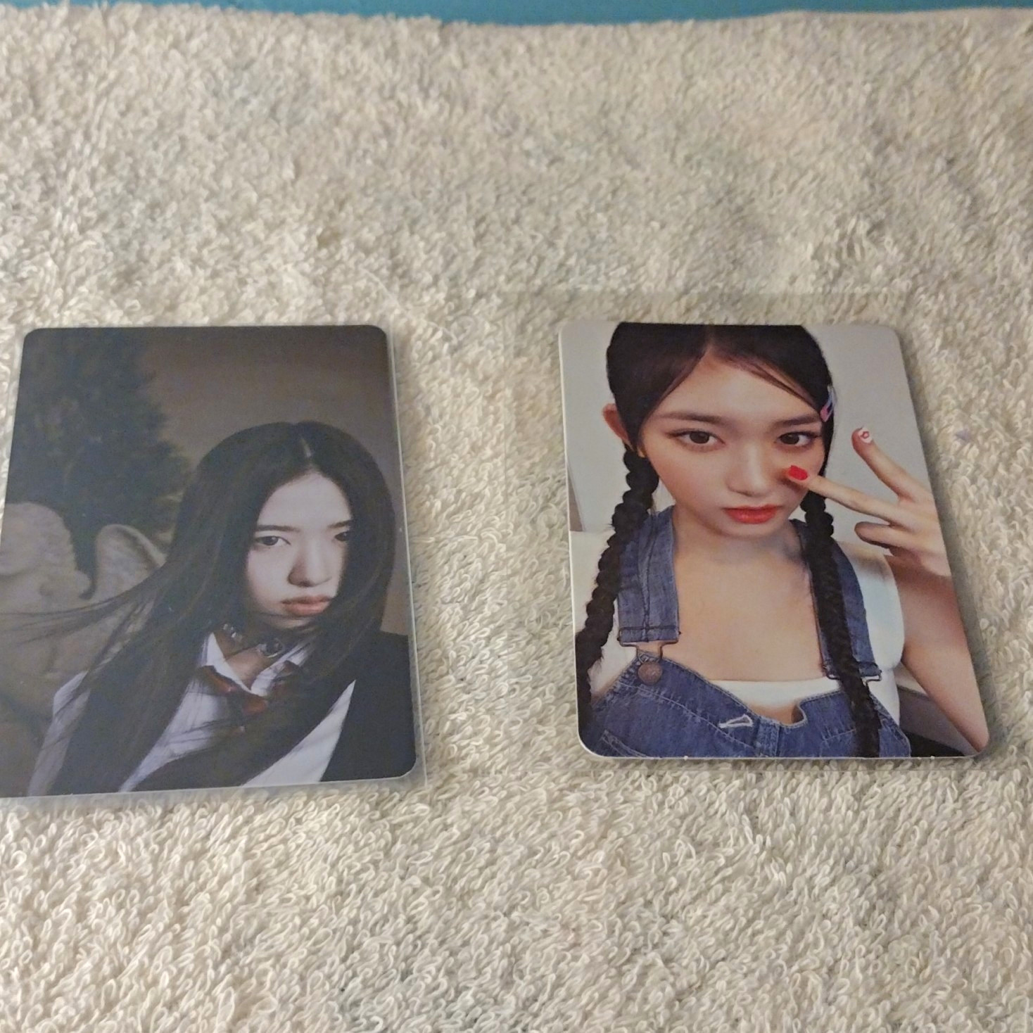 IVE LOVE DIVE / I\'VE Album Photocards, 2 Cards .