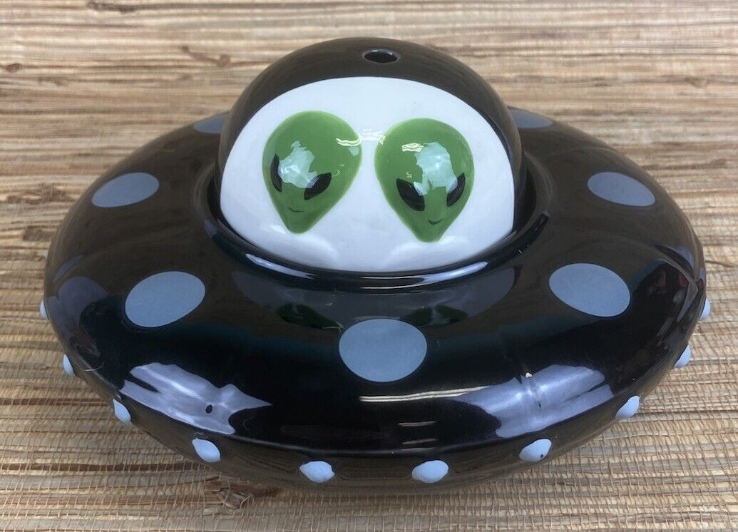 UFO Alien Scorpion Bowl Tiki Mug Ceramic 2 Piece Lid 7.5\