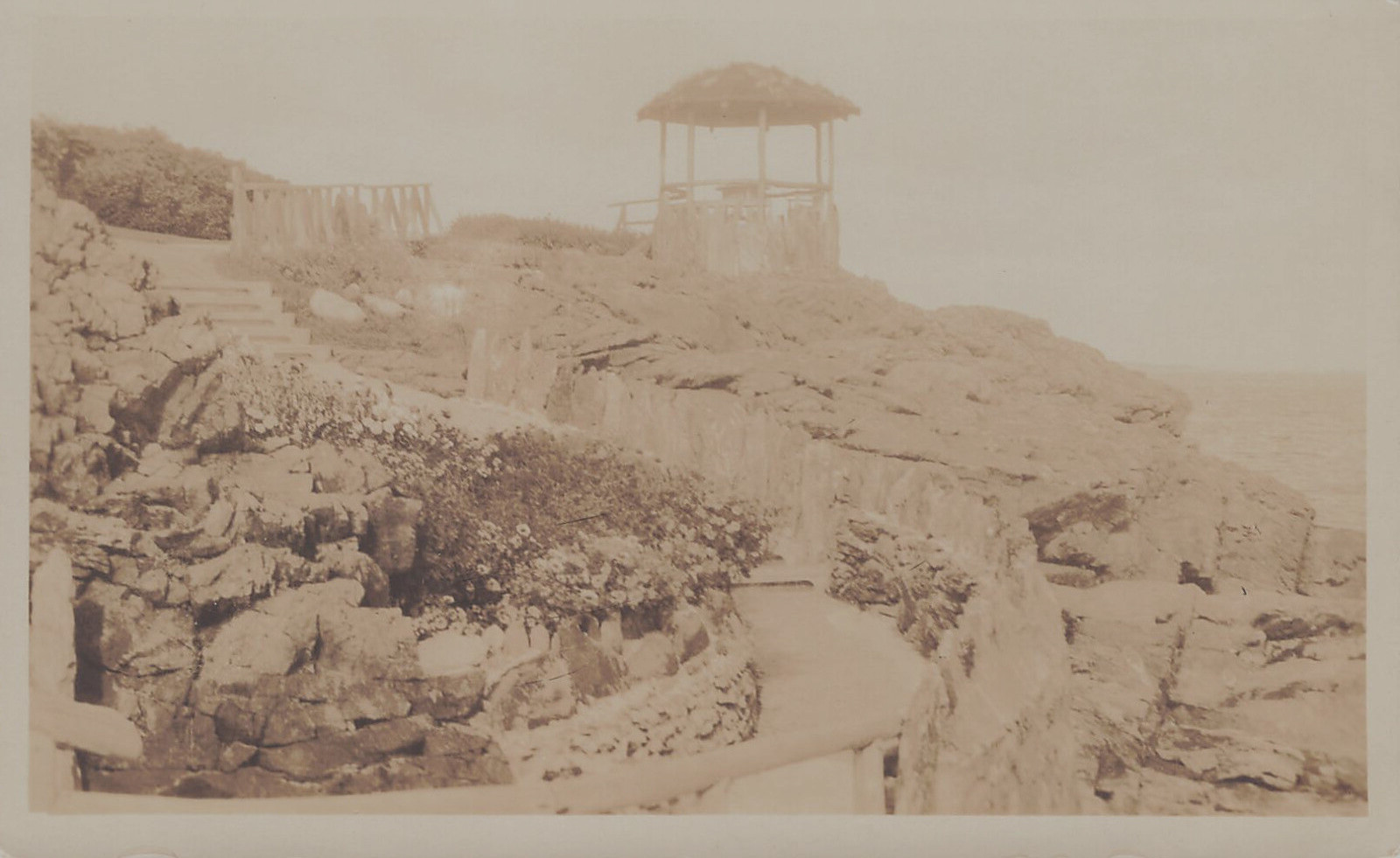 GAZEBO LOOKOUT POST ON ROCKY COAST REAL PHOTO POSTCARD ME MAINE 1920s RPPC