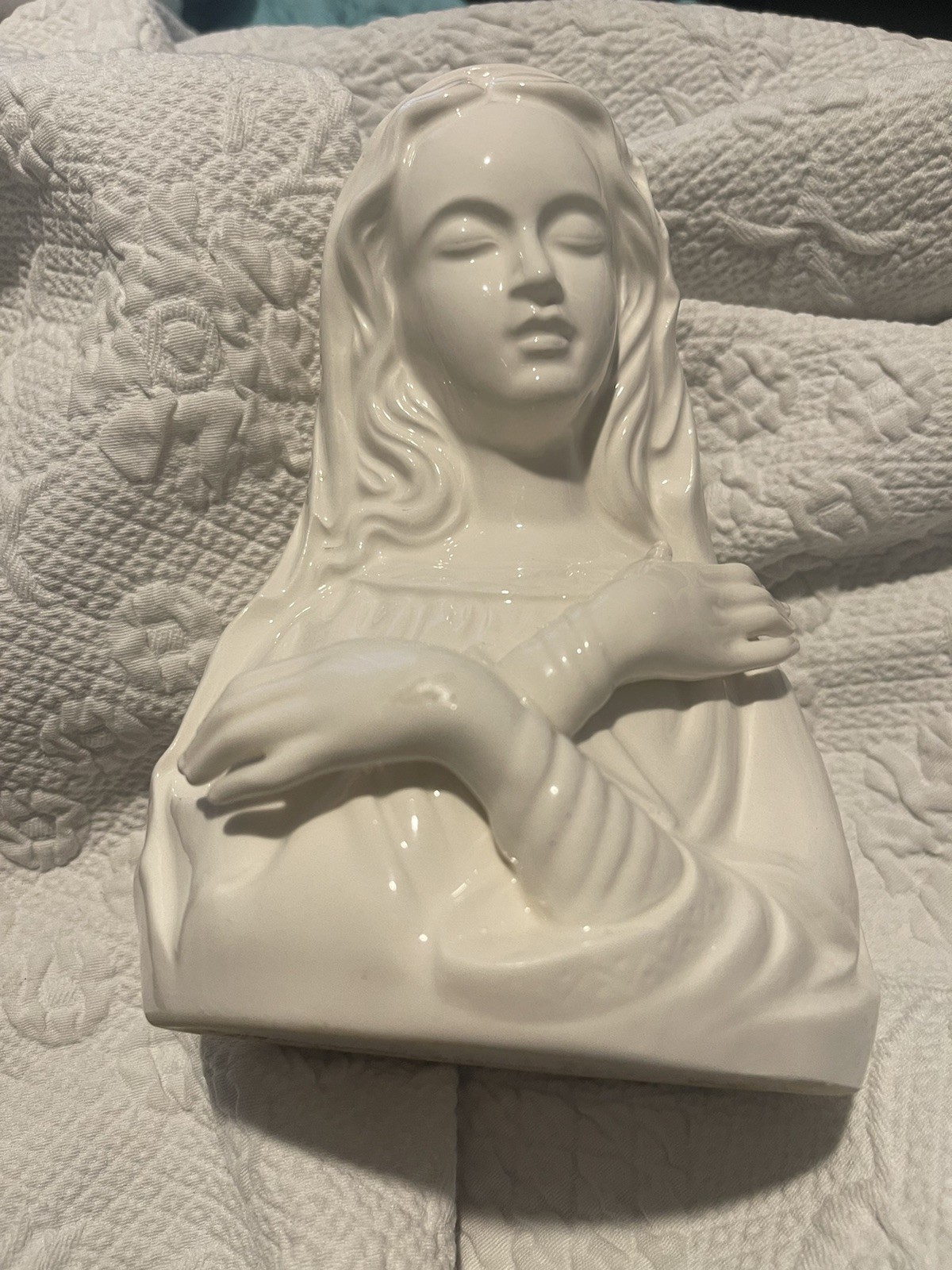 Vintage Rubens Porcelain/Ceramic Blessed Mother Head Planter Marked 317 8.5”High