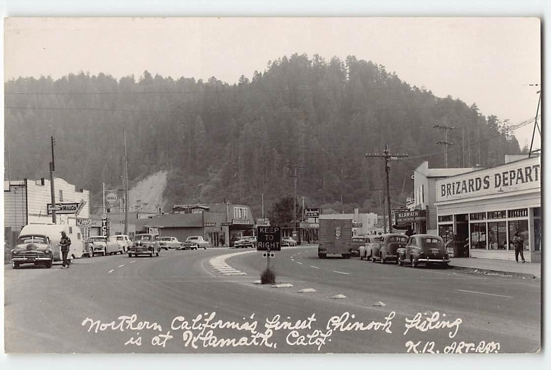 RPPC KLAMATH, CA Street Scene Cars Brizards Store 1940s Photo Vintage Postcard
