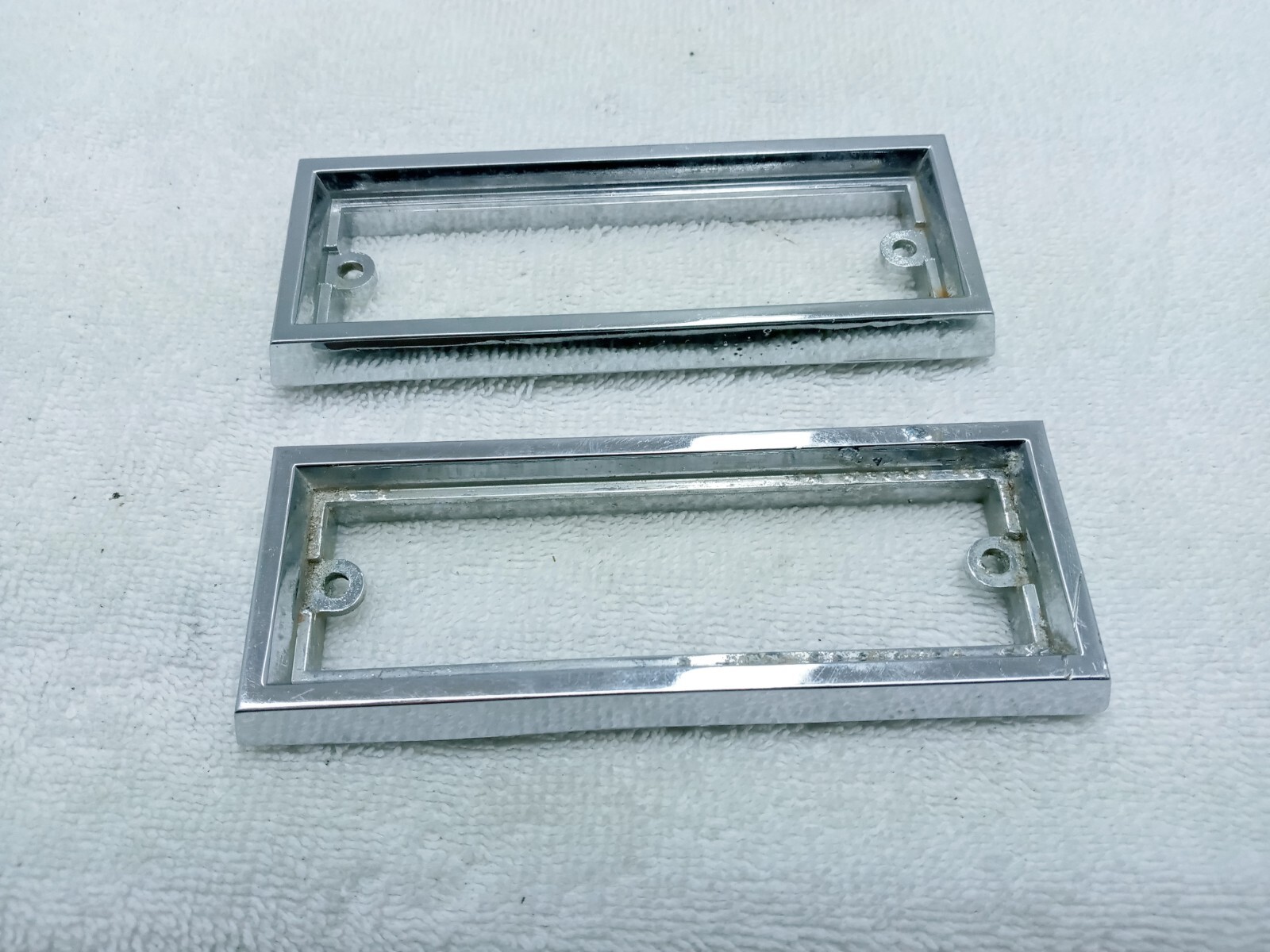 OEM 1965-1972 Dodge Plymouth Door Light Chrome Bezels Mopar 2572776 Nice