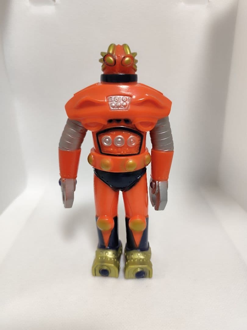 Bullmark Adventure Rock Bat Blazer Sofubi Showa Retro Figure