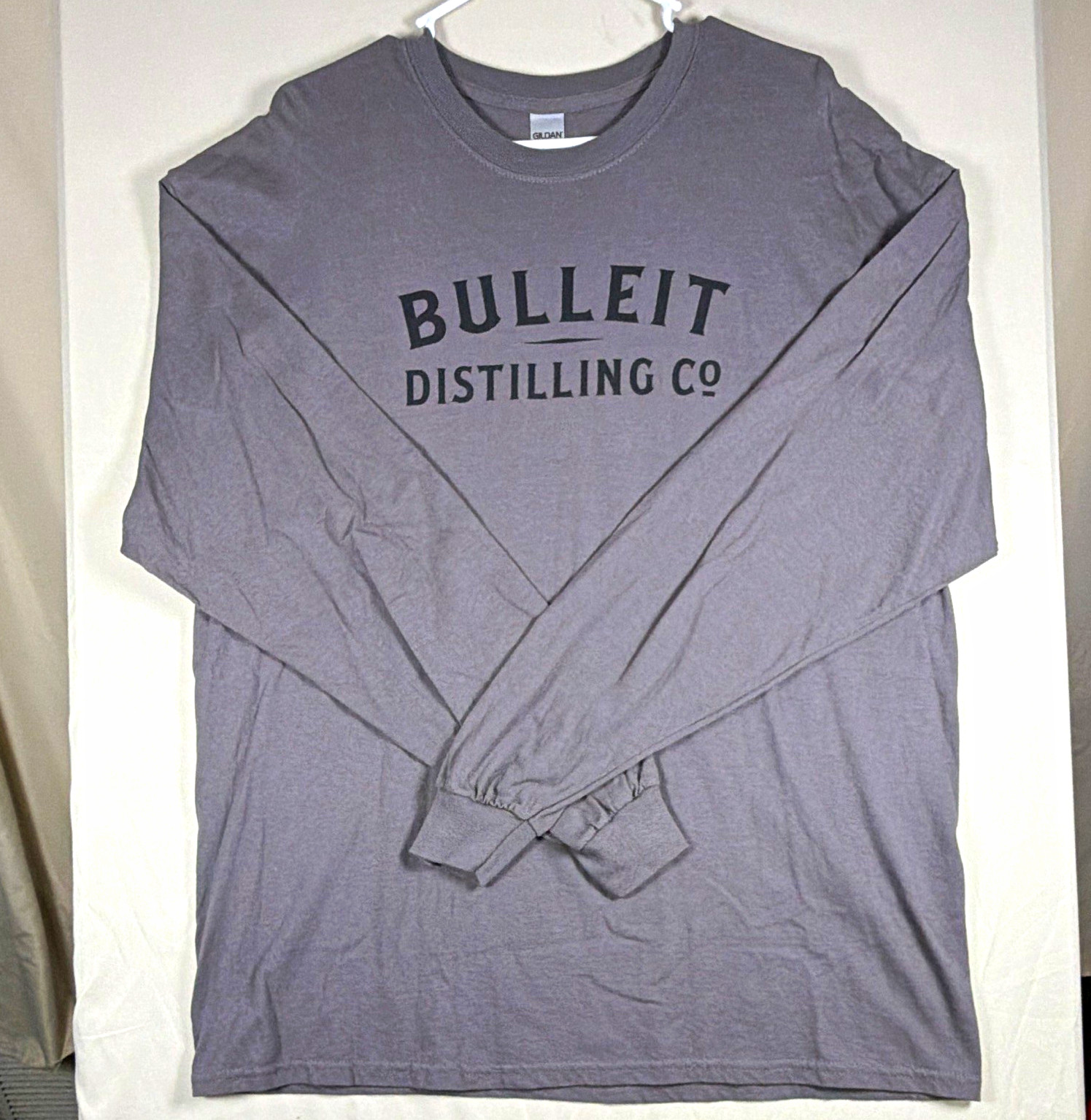 Kentucky Bulleit Bourbon Distilling Co Long Sleeve T-Shirt Gray Men's XL Whiskey Kentucky Bulleit Bourbon Distilling Co Long Sleeve T-Shirt Gray Men's XL Whiskey