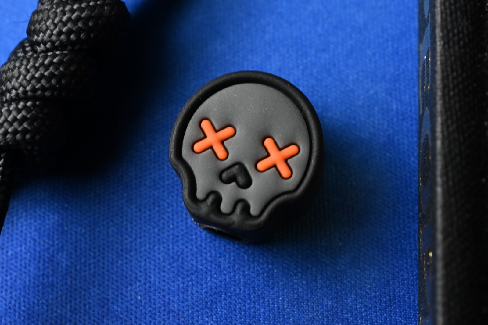 NEW Wkrmn Skull PVC Bead - Neo Skull Grey / Orange