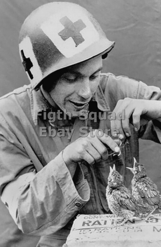 WW2 Picture Photo military medic feeds Birds 6114