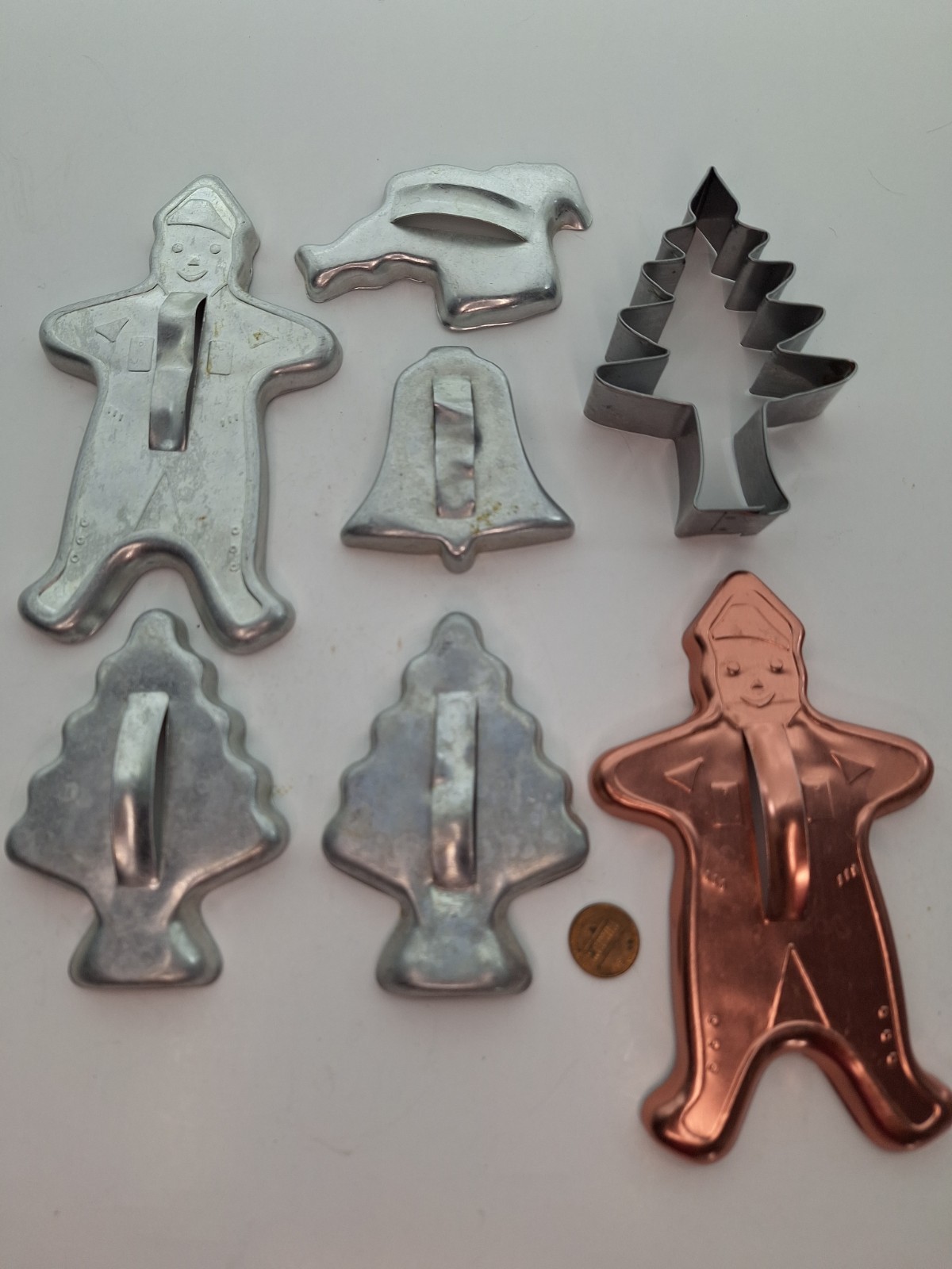 Vtg HRM Copper Aluminum Gingerbread Men Christmas Cookie Cutters Lot Tree Bell