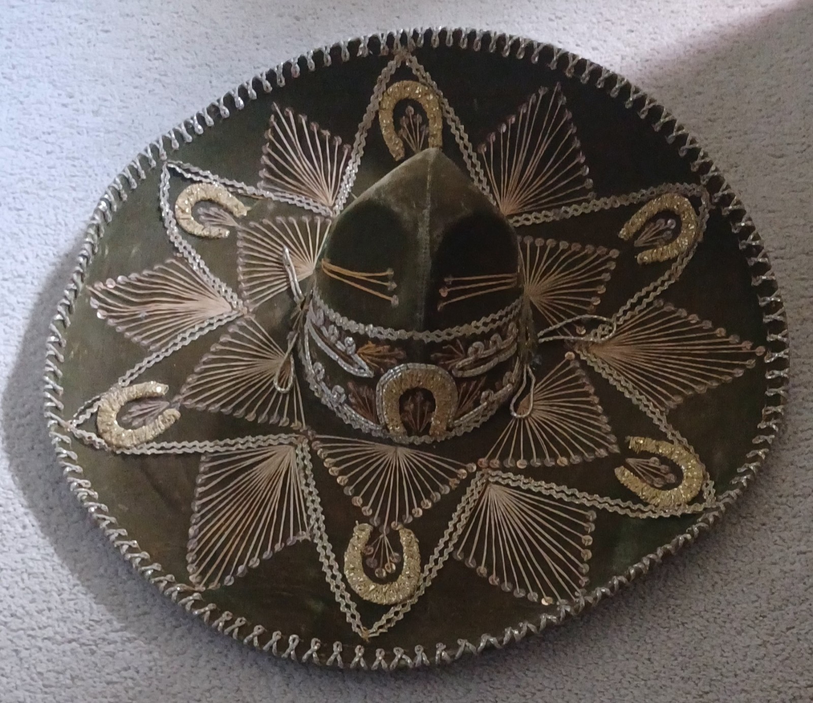 Vintage Mexican Sombrero Green w/Gold Toned Accents