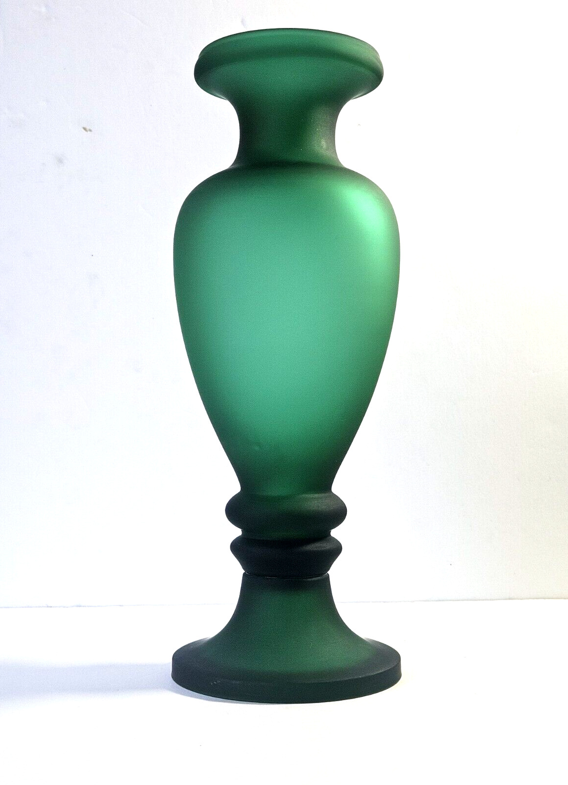 Stunning Vintage Emerald Green Satin Glass Pedestal Urn Shaped Vase 11.25\