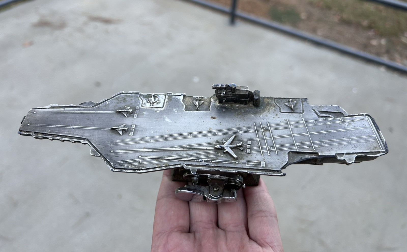 Rare vintage AIRCRAFT CARRIER Military table lighter Made in Japan