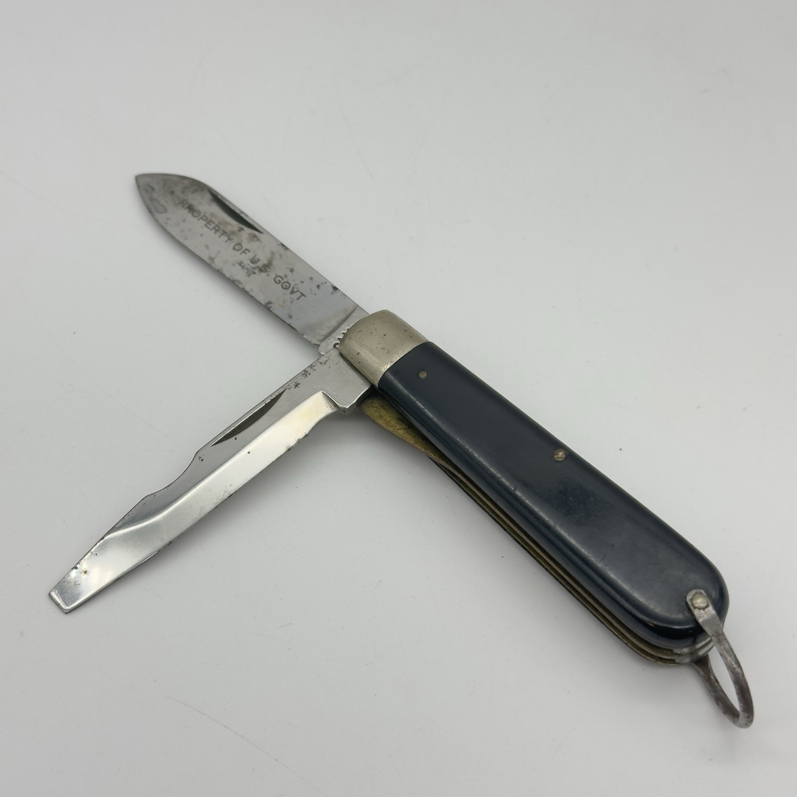 Vintage Camco 2 Blade #229 Pocket Knife USA Property of US Government Military