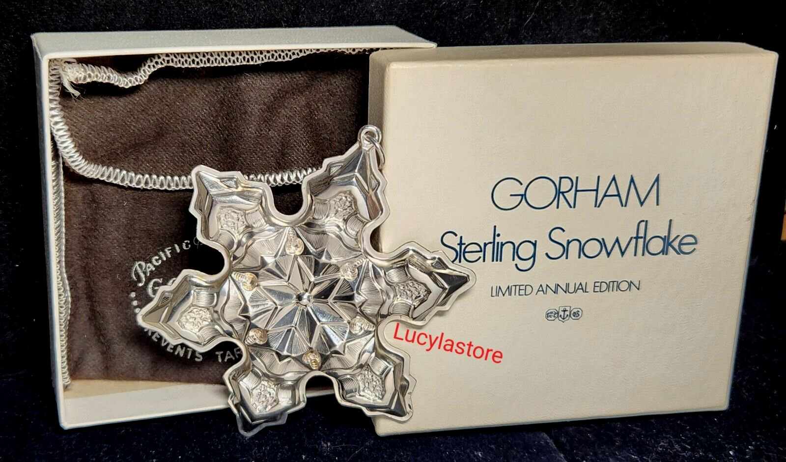 Vintage 1975 Gorham STERLING Silver Pendant Ornament Christmas Snowflake w/ Box Vintage 1975 Gorham STERLING Silver Pendant Ornament Christmas Snowflake w/ Box