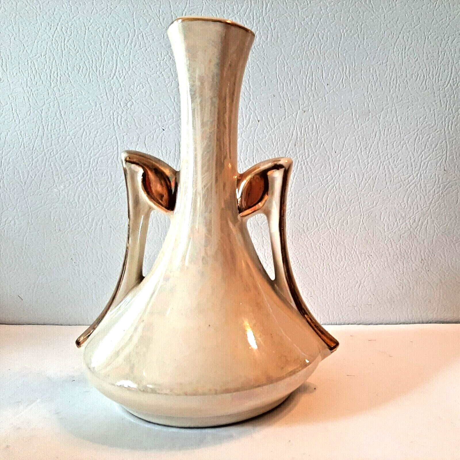 Vintage Art Deco 22KT Gold Trim Pearl China Co Vase Lusterware Iridescent 
