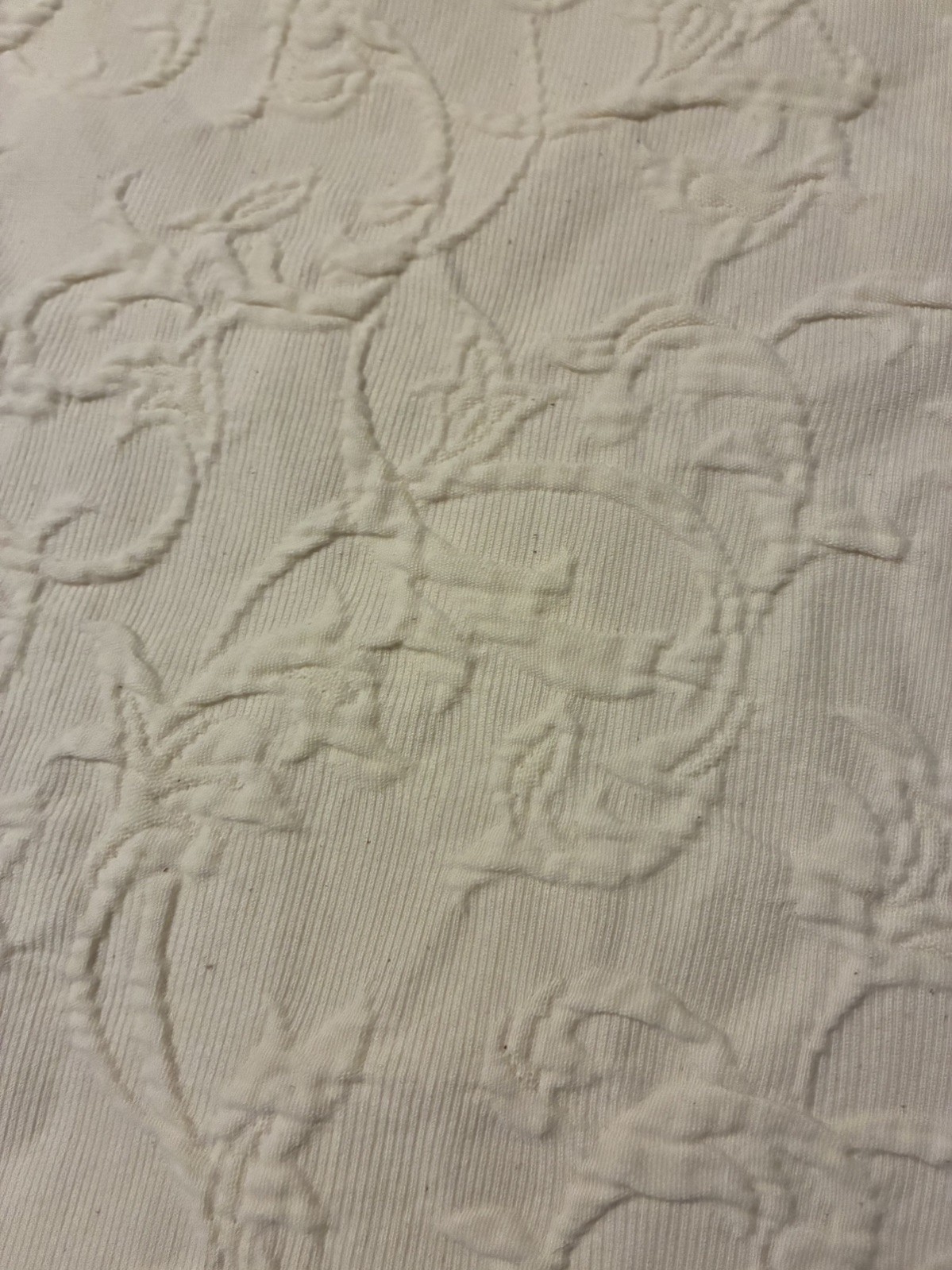 Matelasse Coverlet Bedspread TWIN Columbine Cody COTTON Portugal Scalloped 69x96