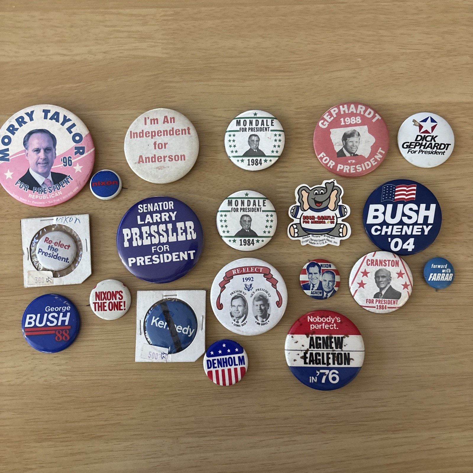 Presidential Campaign Buttons / Vintage / Lot Of 20