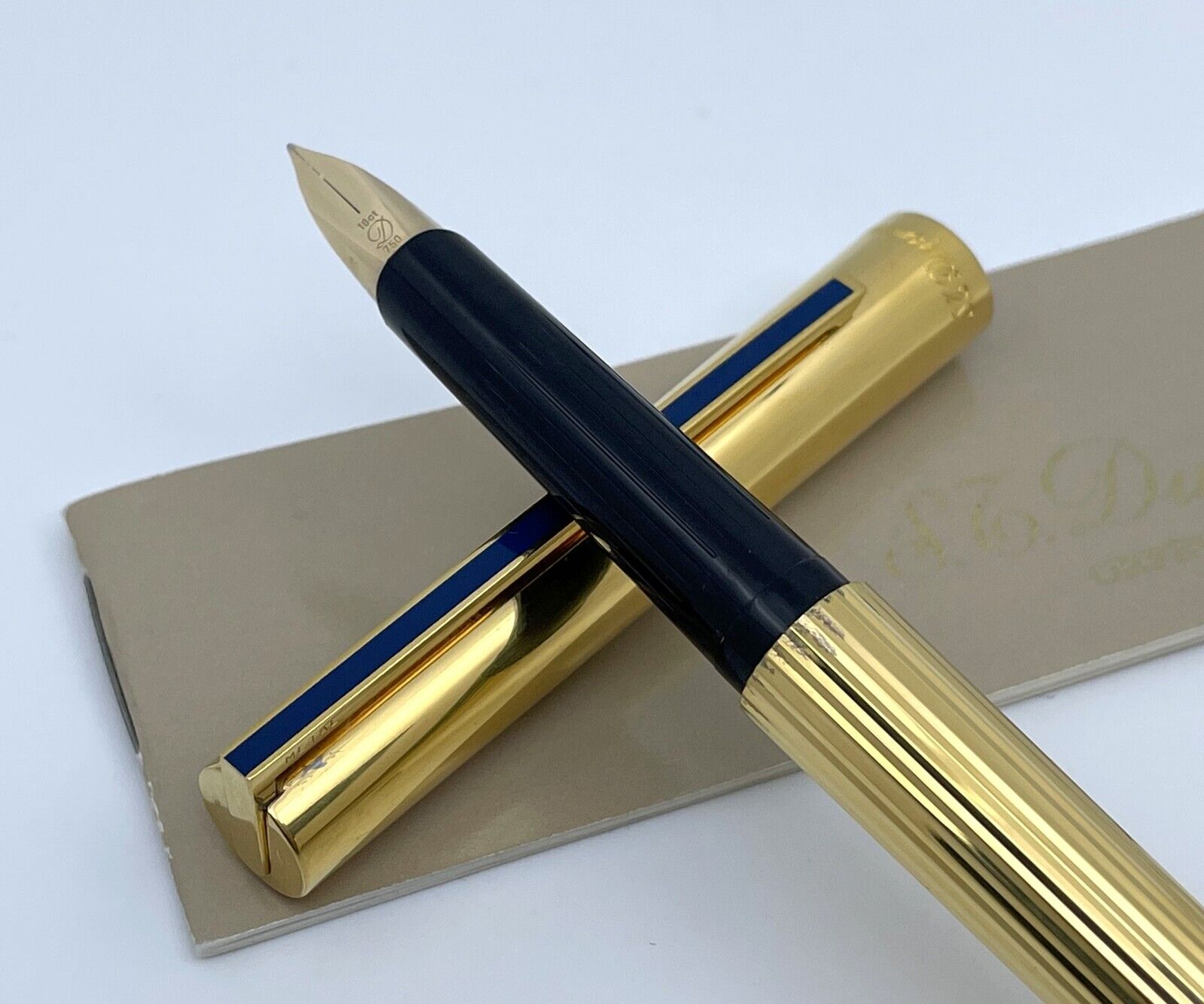S.T. Dupont Classic Vermeil Gold Plated 925 Silver Fountain Pen 18K Gold Nib