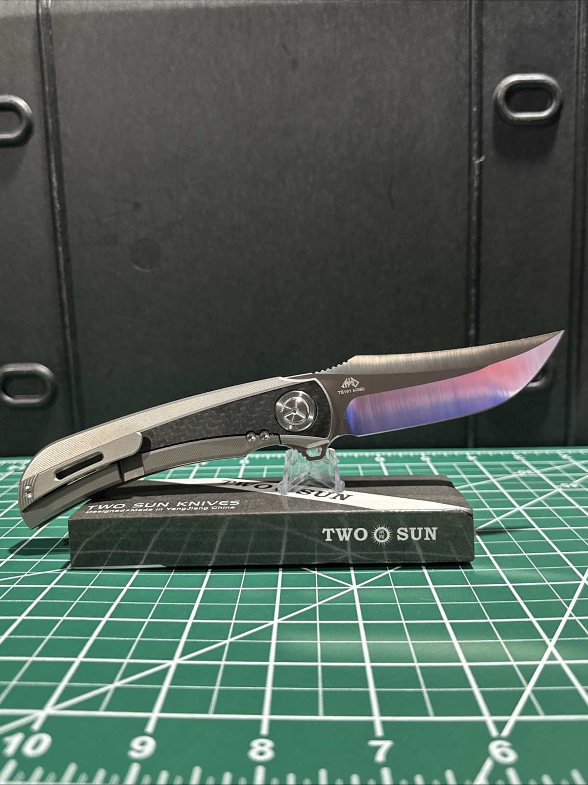 TWOSUN TS191 Folding Knife M390 Titanium, Carbon Fiber Handle NIB