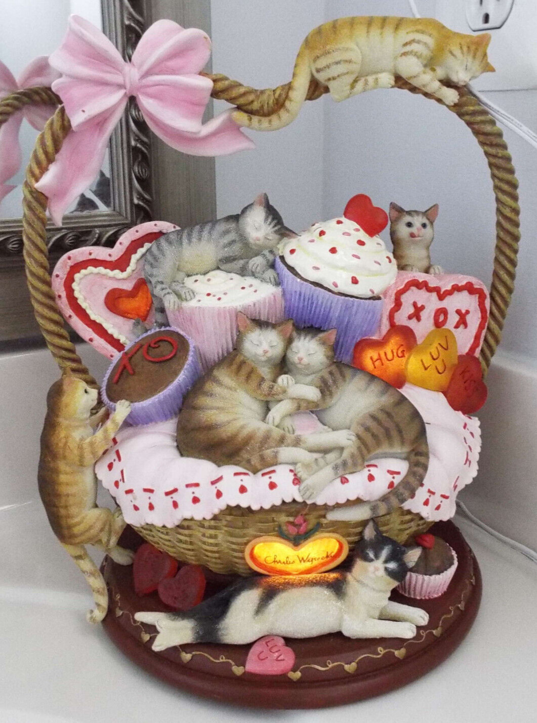 The Bradford Exchange Holiday Cats of Light Valentine's Day Purr-fection 2008