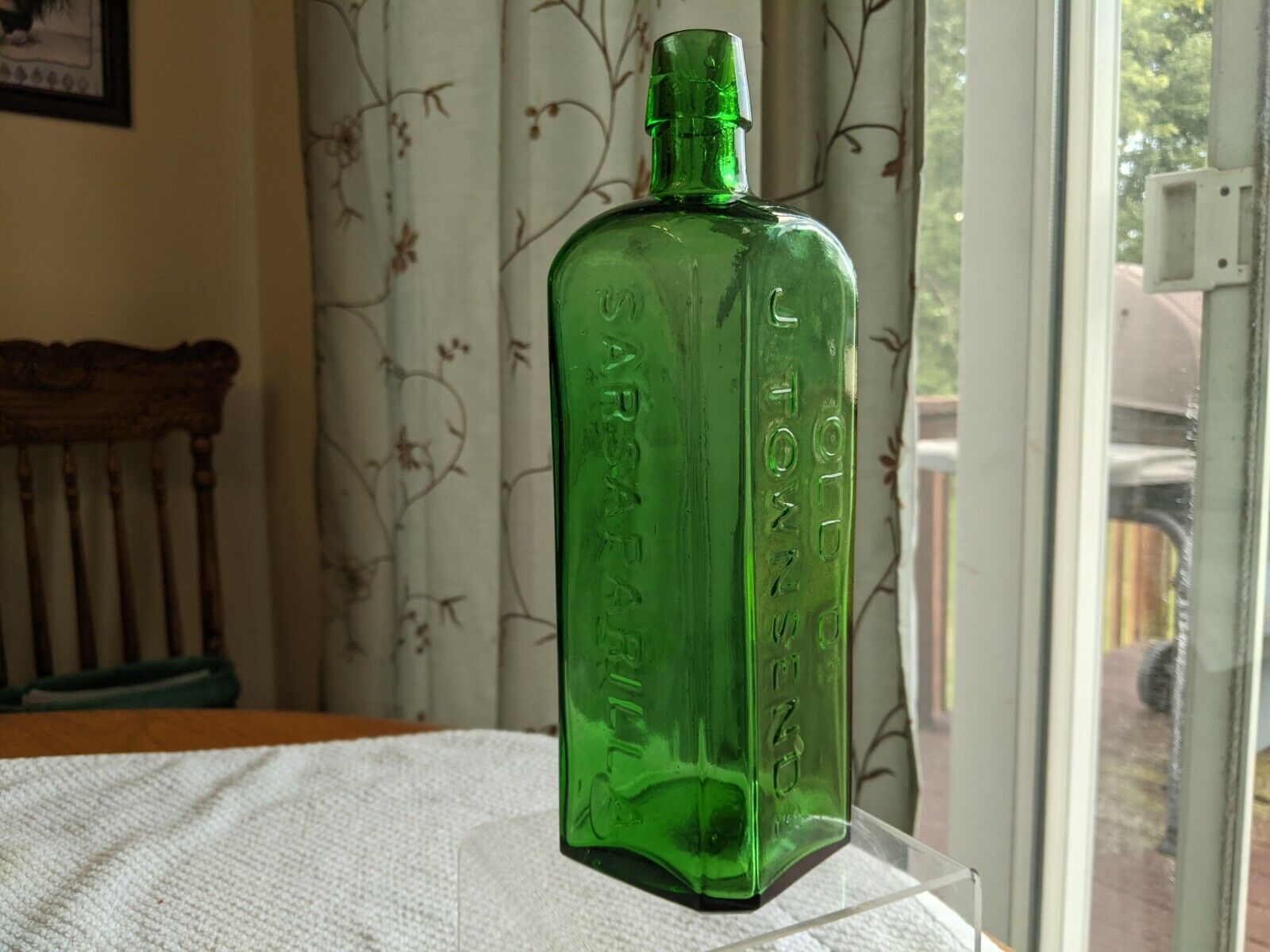 Old Rare 7 UP Green Colored Old Dr J Townsends Sarsaparilla Medicine Bottle Nice