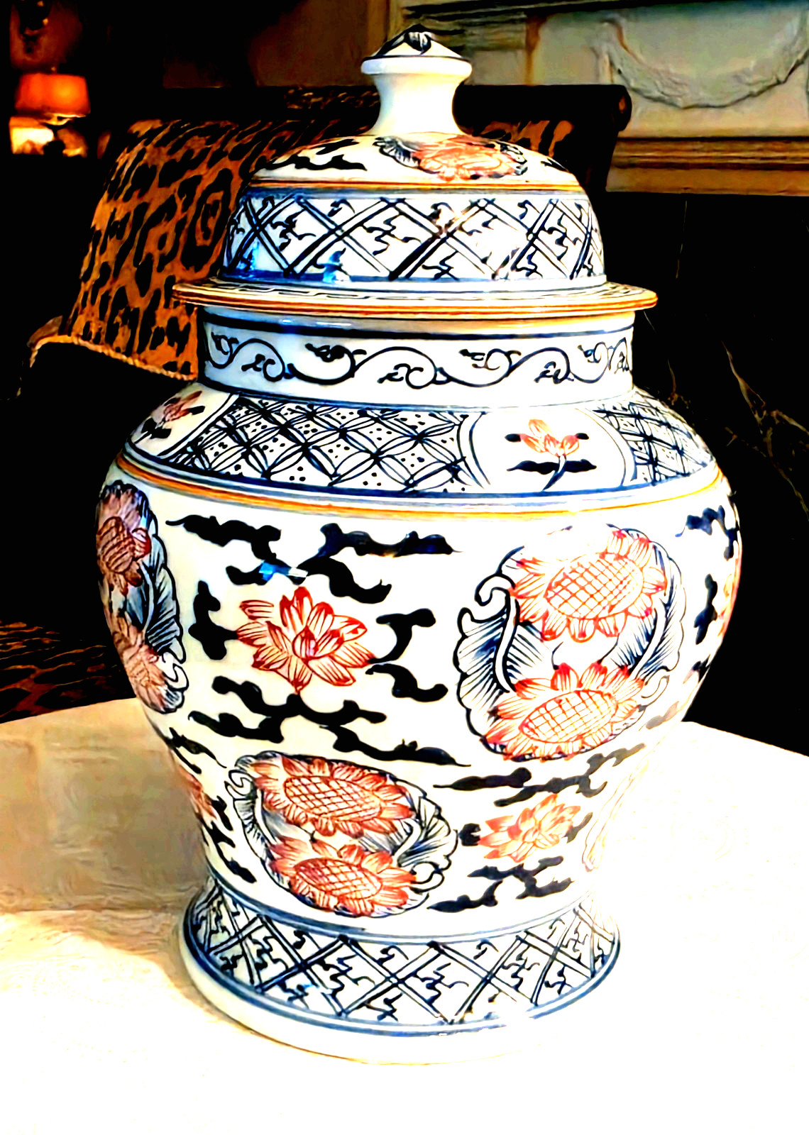 BEAUTIFUL CHINESE BLUE, WHITE & RED PORCELAIN LIDDED JAR, 10.75''H ( 2 AVAILABLE BEAUTIFUL CHINESE BLUE, WHITE & RED PORCELAIN LIDDED JAR, 10.75''H ( 2 AVAILABLE