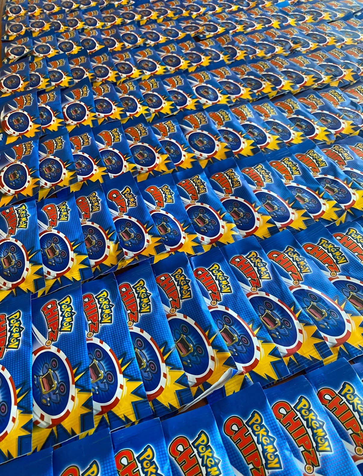 POKÉMON 100 X CHIPZ BOOSTER PACKS FACTORY SEALED TOPPS 2006